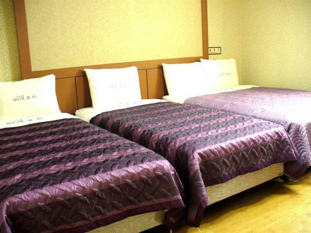 Hotel Parkwood Incheon Airport Exterior photo