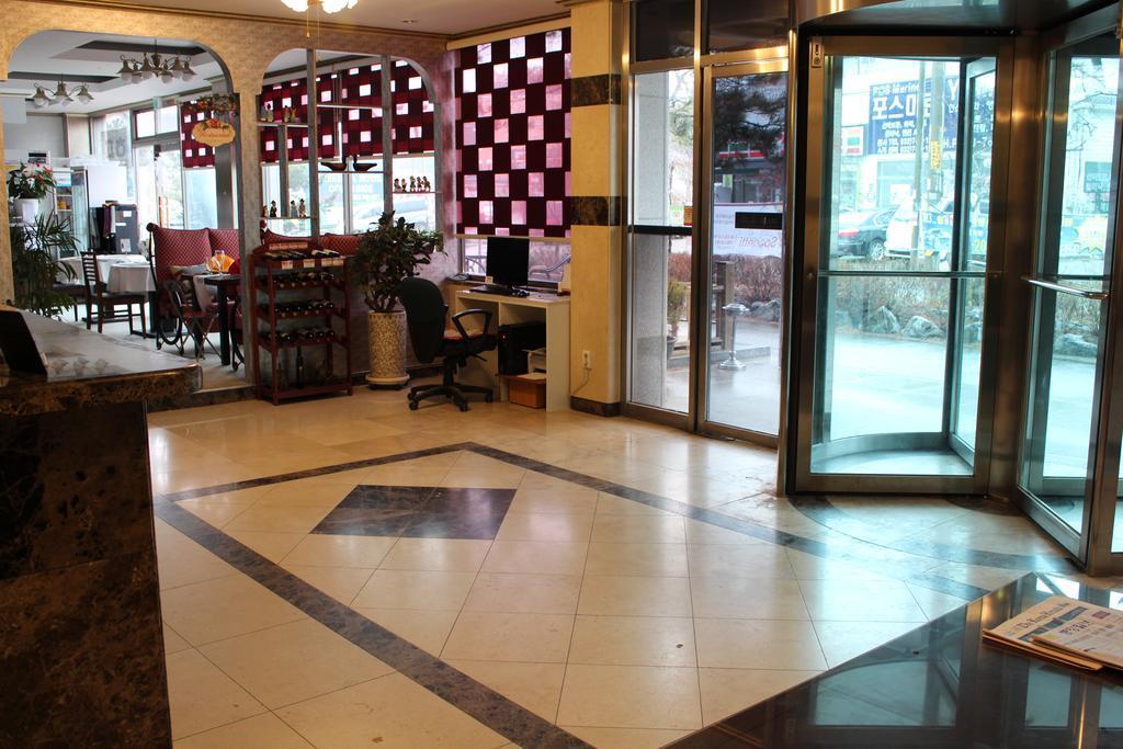 Hotel Parkwood Incheon Airport Exterior photo