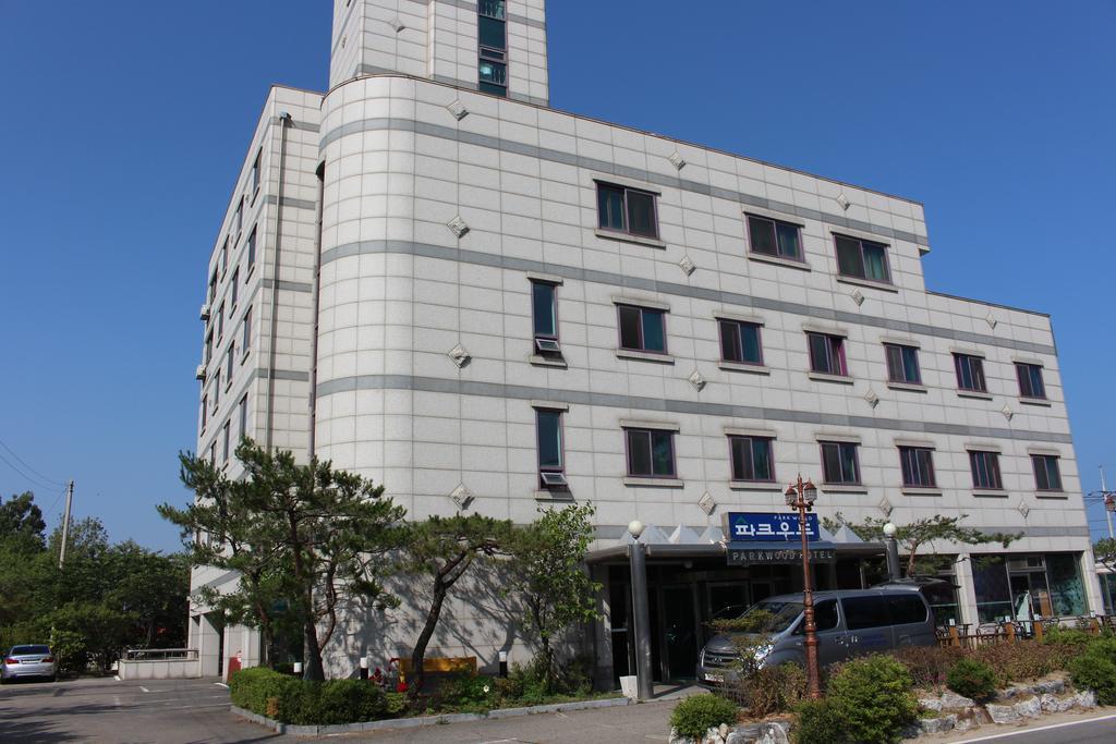 Hotel Parkwood Incheon Airport Exterior photo