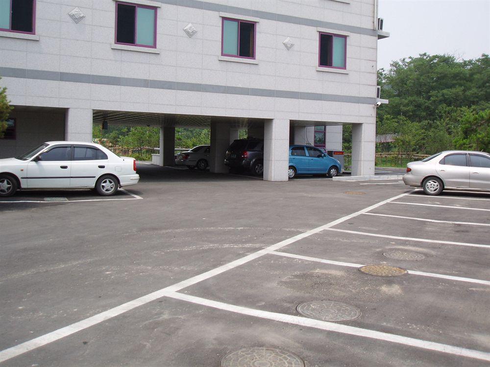 Hotel Parkwood Incheon Airport Exterior photo